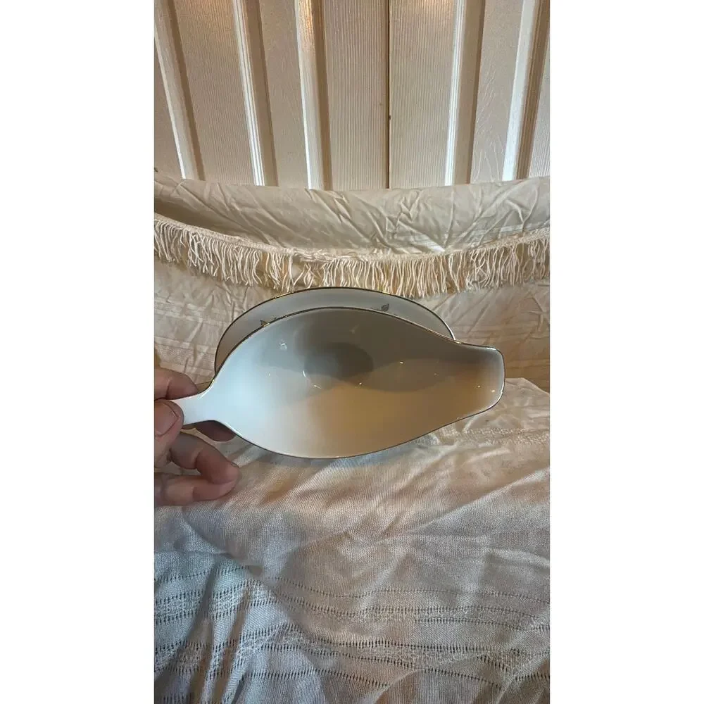 Winterling Bavaria Gravy Boat Attached Under-plate Mid-Century German Porcelain